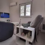 House Romi Nyaraló